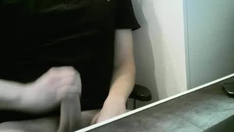 doudoudou online show from February 23, 8:32 pm