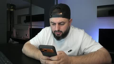 DravenPeak online show from April 18, 7:58 pm