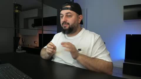 DravenPeak online show from April 5, 6:04 pm