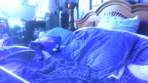 dreaded_folks online show from December 16, 4:14 pm