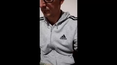 dreams1976love online show from December 17, 5:08 pm