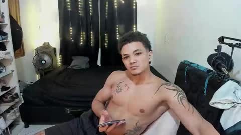 dres4u online show from March 13, 8:22 am