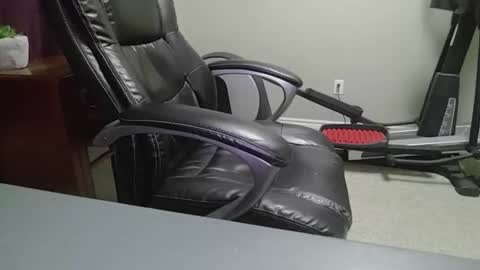 Drew2317 online show from March 4, 4:14 pm