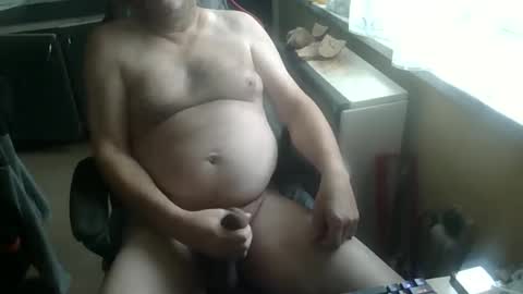 drki2828 online show from December 2, 10:51 am