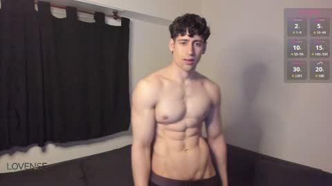 Snapshot of drmozo chatting on December 9, 3:07 am Alexander online show from December 9, 3:07 am