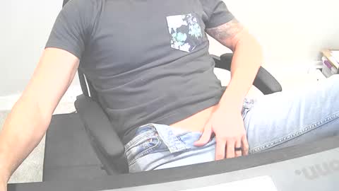 Snapshot of ds0574 chatting on January 8, 6:41 pm D Ship online show from January 8, 6:41 pm