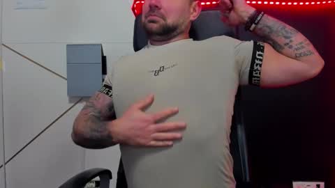 DuncanStone online show from February 5, 9:27 am