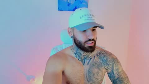 Dustin online show from January 10, 3:01 am