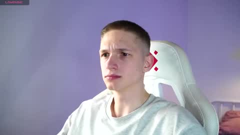 Dustyn online show from March 10, 6:12 pm