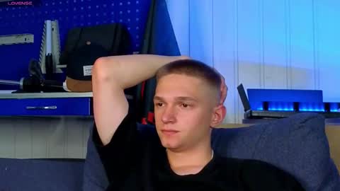 Dustyn online show from October 10, 4:56 pm