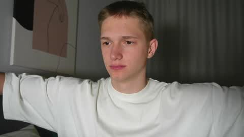 Dustyn online show from January 28, 10:02 am