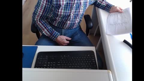 dutchpornking2 online show from February 1, 8:39 am