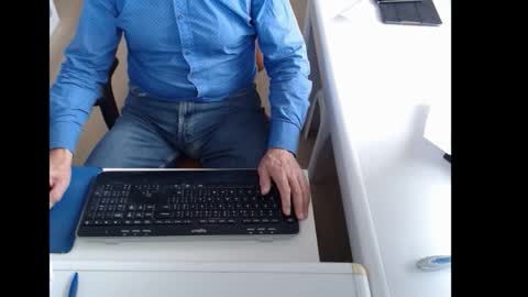 dutchpornking2 online show from September 24, 9:08 am