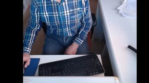 dutchpornking2 online show from January 19, 7:57 am