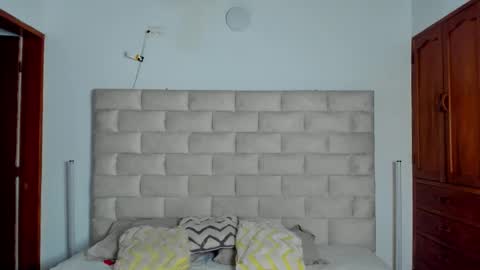 Dylan Taylor online show from February 15, 5:46 am