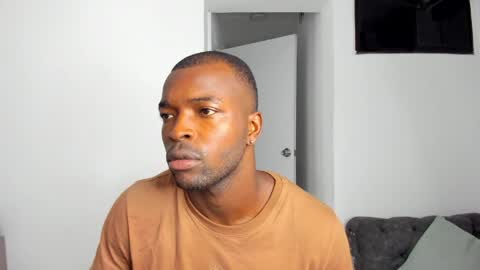 Dylan Taylor online show from April 17, 11:24 am