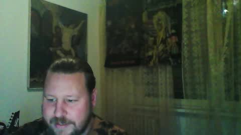 Edward online show from November 9, 7:07 pm