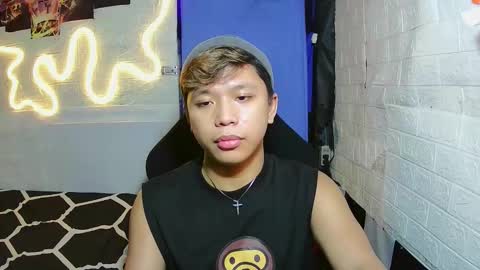 urasian chub online show from December 13, 8:26 pm