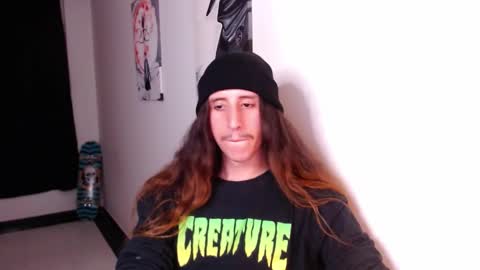 edward_chann online show from December 12, 3:10 am