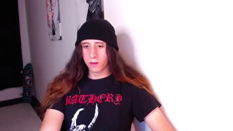 edward_chann online show from January 27, 2:42 am