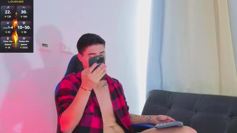 Edward Ross online show from February 14, 9:21 pm