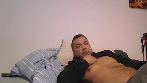 EdM online show from February 7, 4:02 pm