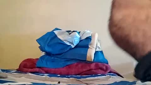 Snapshot of el131140 chatting on December 28, 7:33 am Sebastin online show from December 28, 7:33 am