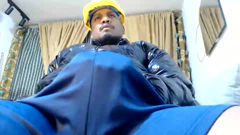 Snapshot of elcaballeroblack chatting on October 22, 4:27 am elcaballeroblack online show from October 22, 4:27 am