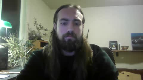 Snapshot of elephantfox chatting on January 8, 3:29 am fox online show from January 8, 3:29 am