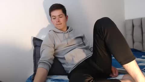 Elian online show from December 13, 7:53 pm