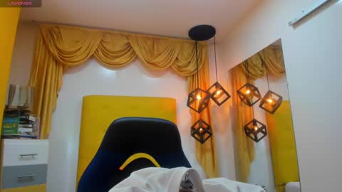 E L I A S online show from March 2, 1:42 pm