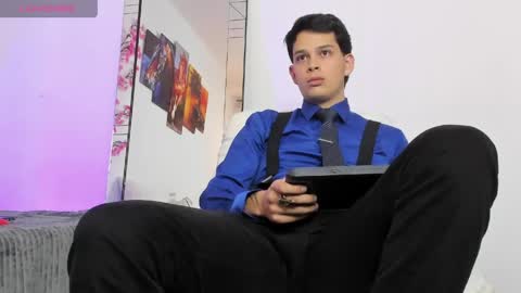 elijah_stoone online show from April 15, 12:16 pm