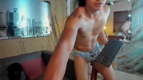 Elloit Colton online show from November 28, 11:17 pm