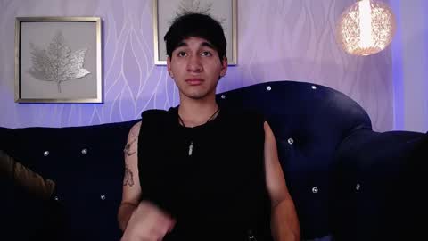 Elliot online show from January 17, 12:02 am