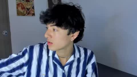 elliotvolkov online show from April 20, 12:35 am