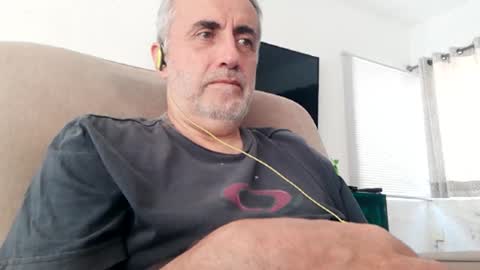 fer online show from March 5, 8:23 pm