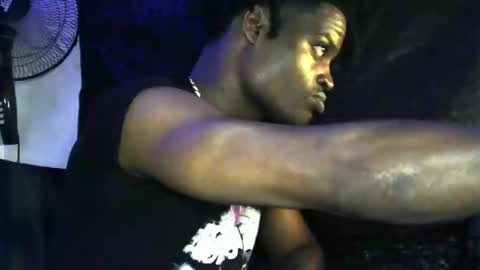 Snapshot of elniga21 chatting on January 6, 3:51 pm EL NIIGGGAA  21                                                                  EL NIGGA  21 online show from January 6, 3:51 pm