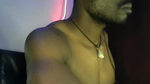 Snapshot of elniga21 chatting on October 30, 5:53 am EL NIIGGGAA  21                                                                  EL NIGGA  21 online show from October 30, 5:53 am