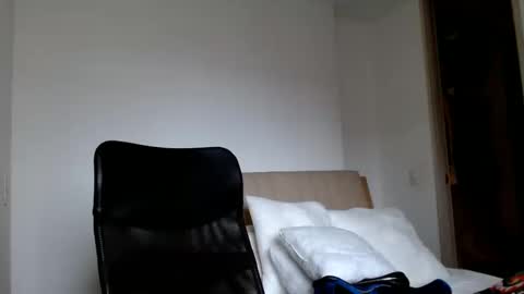 elosocazador online show from December 19, 9:17 pm