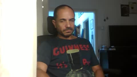 Snapshot of emmagold123 chatting on October 26, 10:34 pm Ariel online show from October 26, 10:34 pm