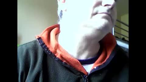 englishguysurrey online show from April 13, 10:05 am