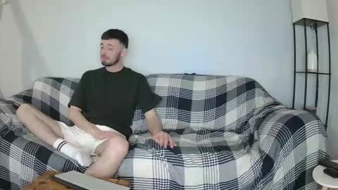 Englishladxxx online show from February 24, 9:26 pm