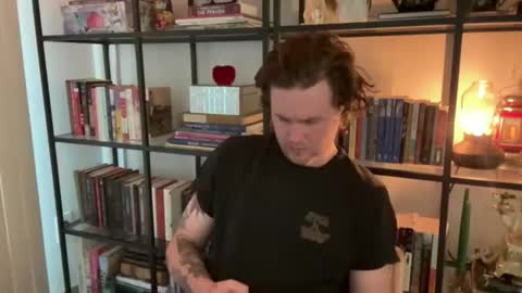 FOLLOW  JOIN MY CULT online show from October 31, 8:23 pm