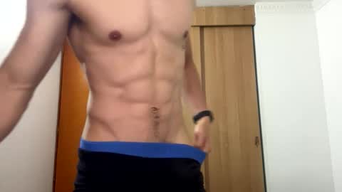 enzo_savage online show from June 5, 11:49 am