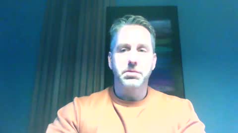 Enzos Massive Cock online show from December 14, 3:15 pm