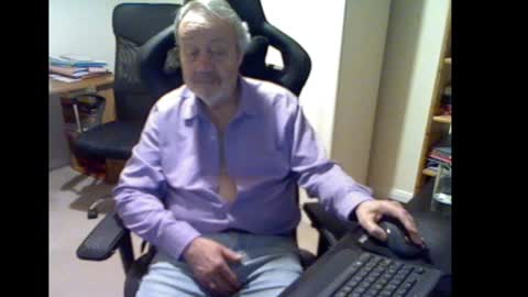 erasmus_d online show from January 20, 6:21 pm