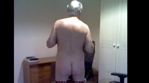 erasmus_d online show from November 3, 6:32 pm