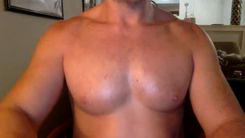EricMuscle86 online show from March 18, 4:04 am