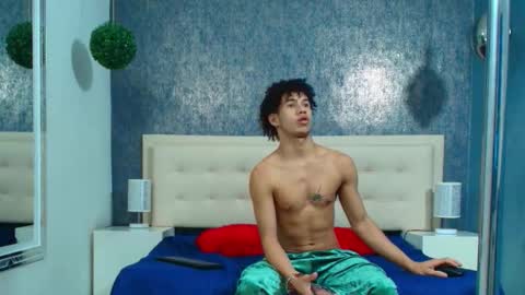   online show from November 22, 4:56 am