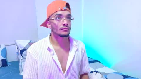 Eros online show from January 15, 6:10 pm